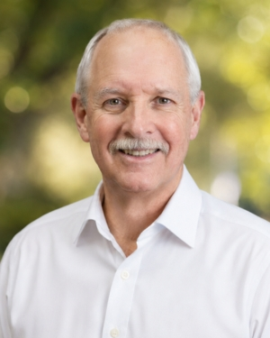 Dr. William E. Hartman of Kaw Valley Family Dental in Bonner Springs, KS 
